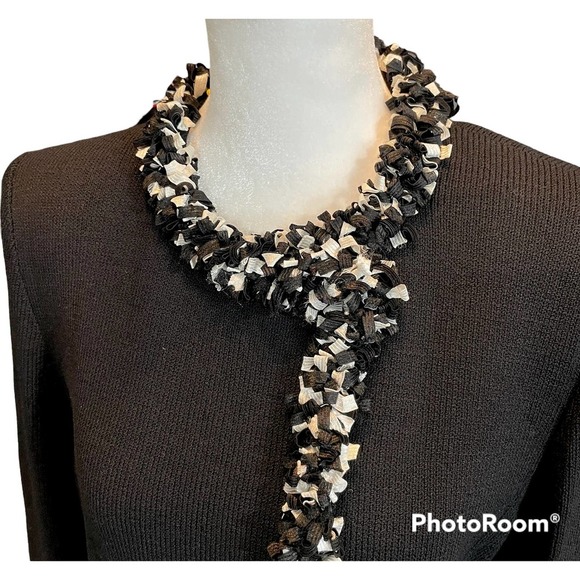 JSS Women's Black and White Luxury Button Down Sweater/Top - Picture 6 of 9